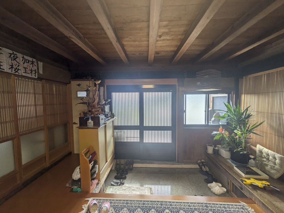 玄関 before 画像