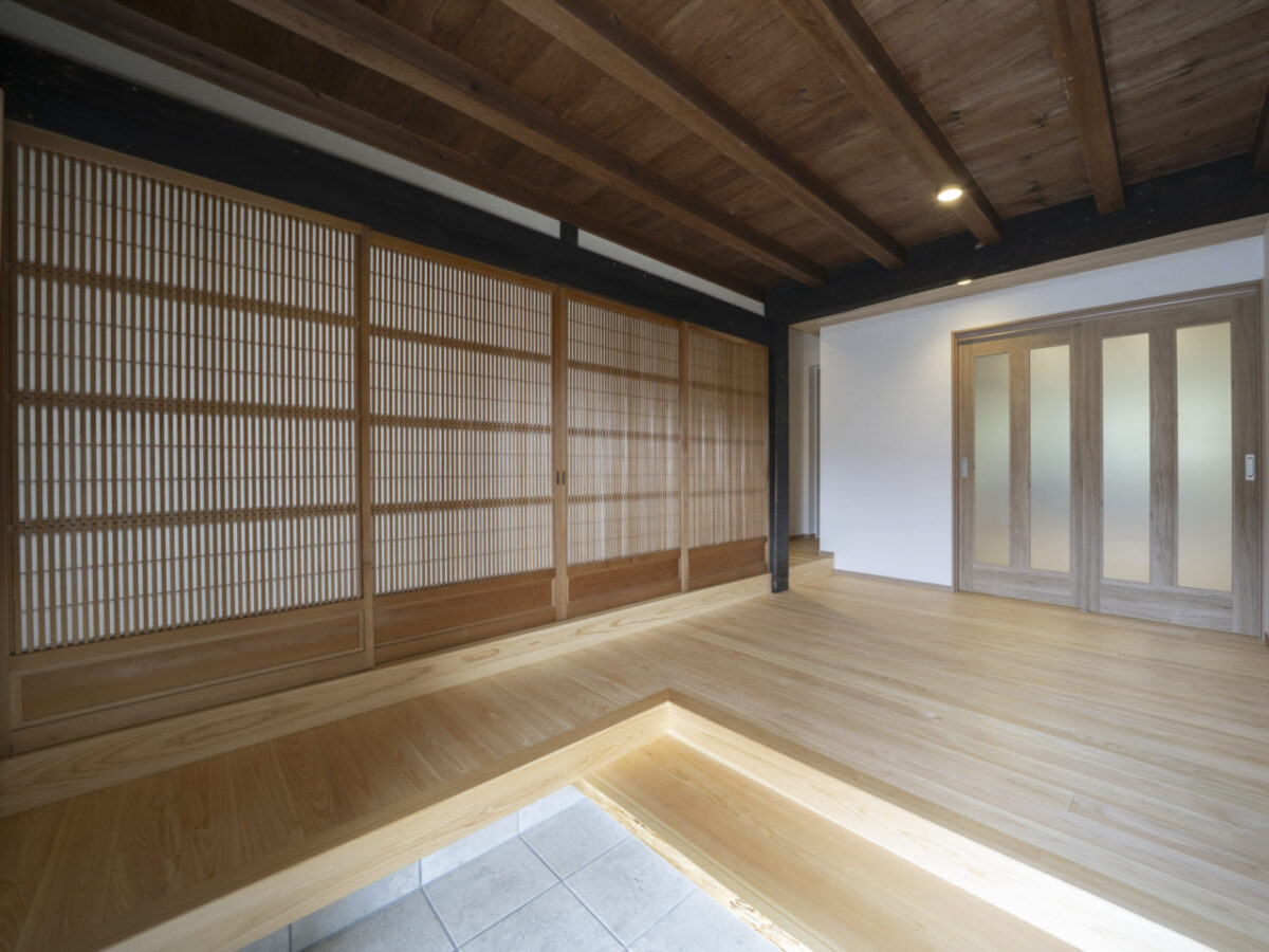 玄関ホール after 画像